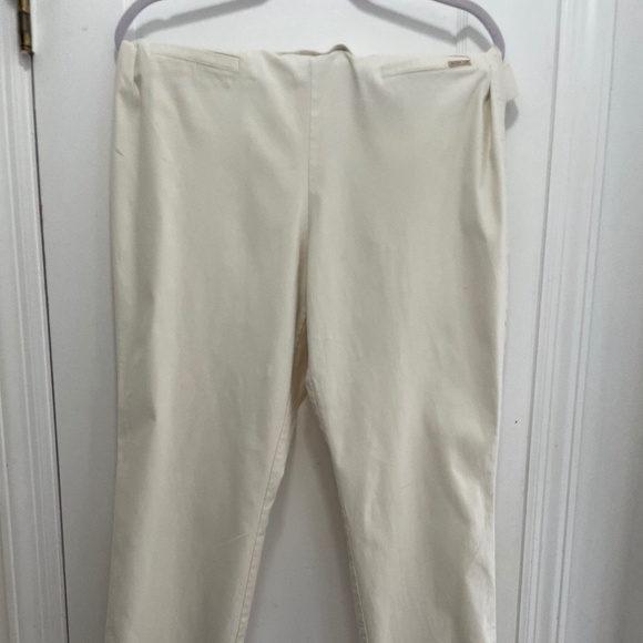 Jones New York Pants - Jones NY gently worn pull-on off-white pants size XL